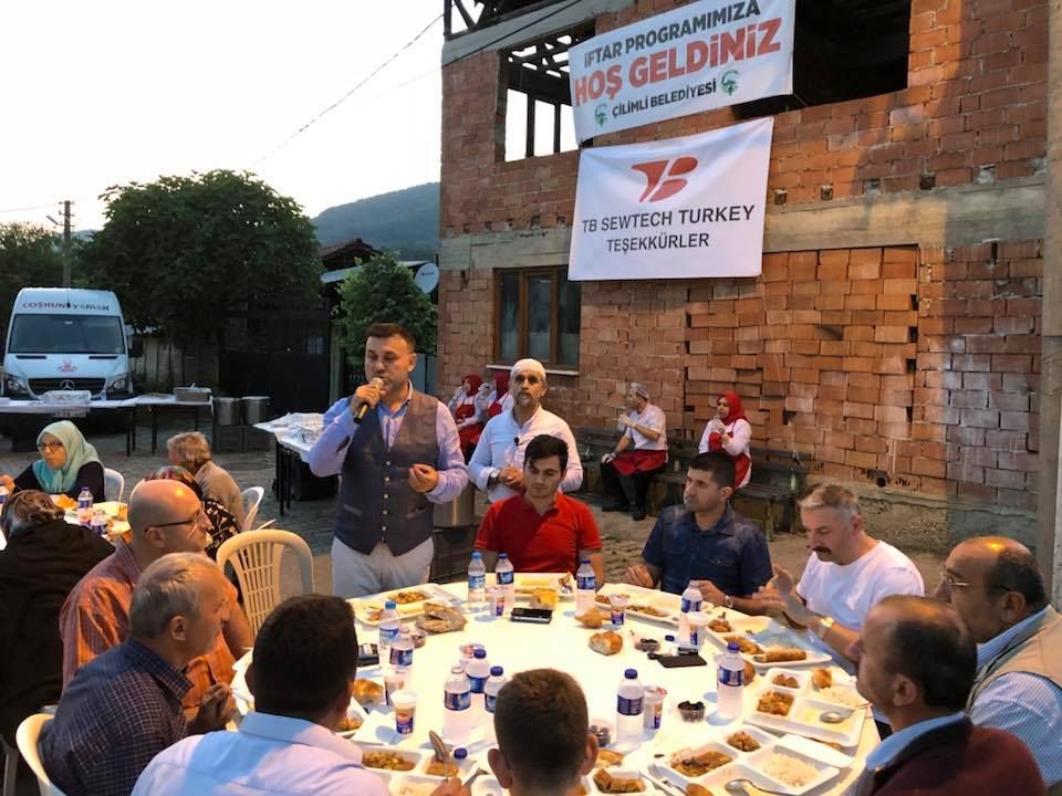Ramazanın Bereketi Mahalle İftar Sofralarında Paylaşılıyor (Şerefiye Mahallesi)