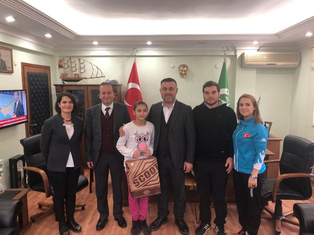 Şampiyonalarda Dereceye Giren Sporcular Belediye Başkanımızı Ziyaret Etti