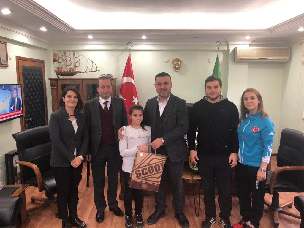 Şampiyonalarda Dereceye Giren Sporcular Belediye Başkanımızı Ziyaret Etti