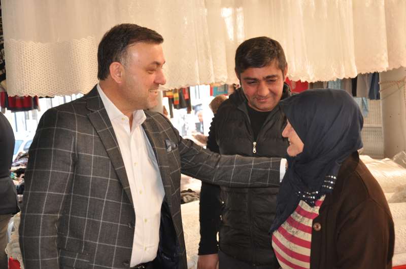 Belediye Başkanımız Pazar Esnafını Ziyaret Etti