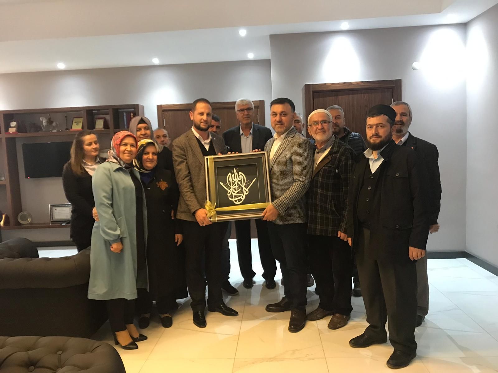 Ak Parti İlçe Teşkilatından Hayırlı Olsun Ziyareti