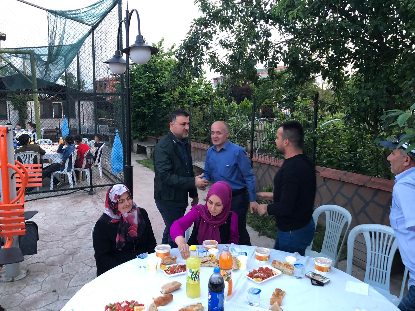 Başkan Yavuz, Topçular Mahallesinde Düzenlenen İftar Programına Katıldı