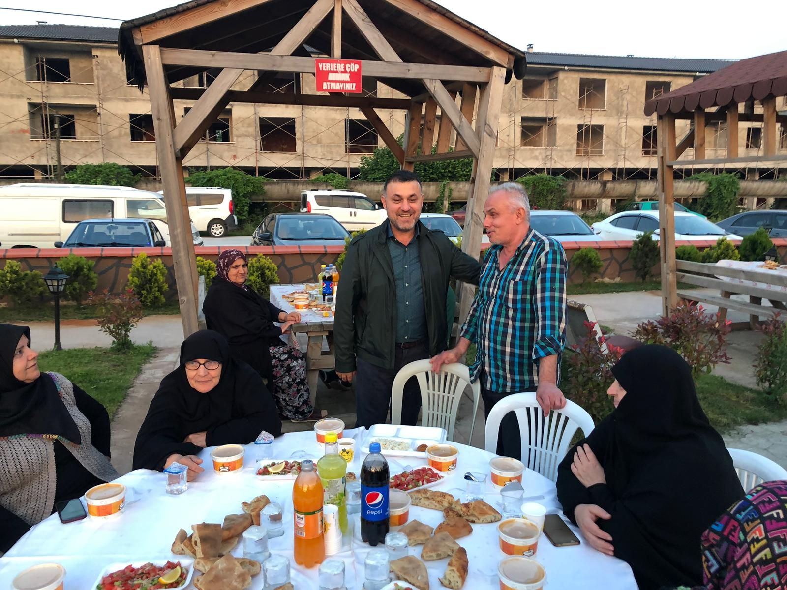 Başkan Yavuz, Topçular Mahallesinde Düzenlenen İftar Programına Katıldı