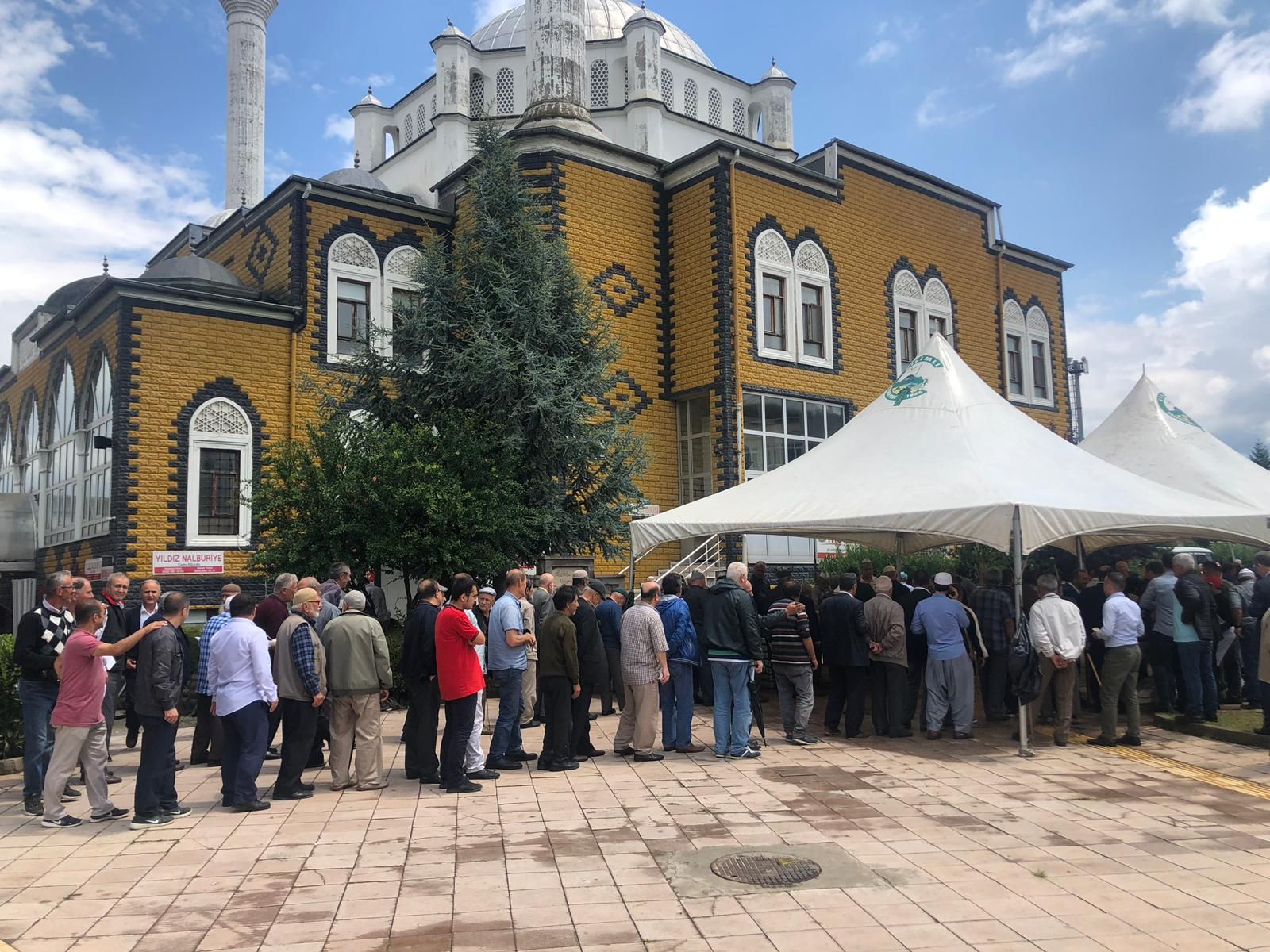 15 Temmuz Şehitlerimiz İçin Mevlidi Şerif ve Yemek İkramı