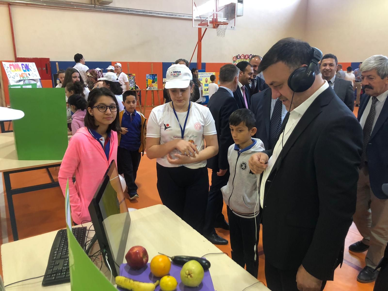 Başkan Yavuz Tubitak Bilim Fuarı Açılışını Gerçekleştirdi