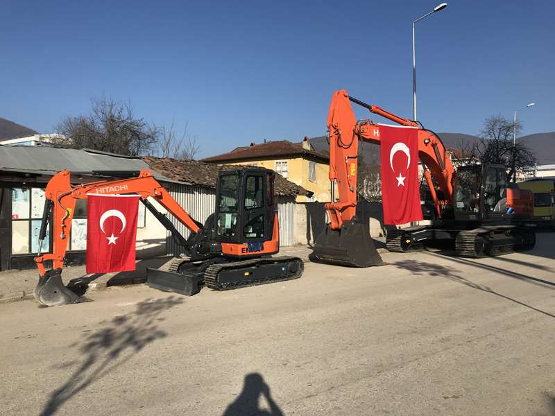 Yeni 25 Tonluk ve Mini Ekskavatörümüz İlçemize Hayırlı Olsun