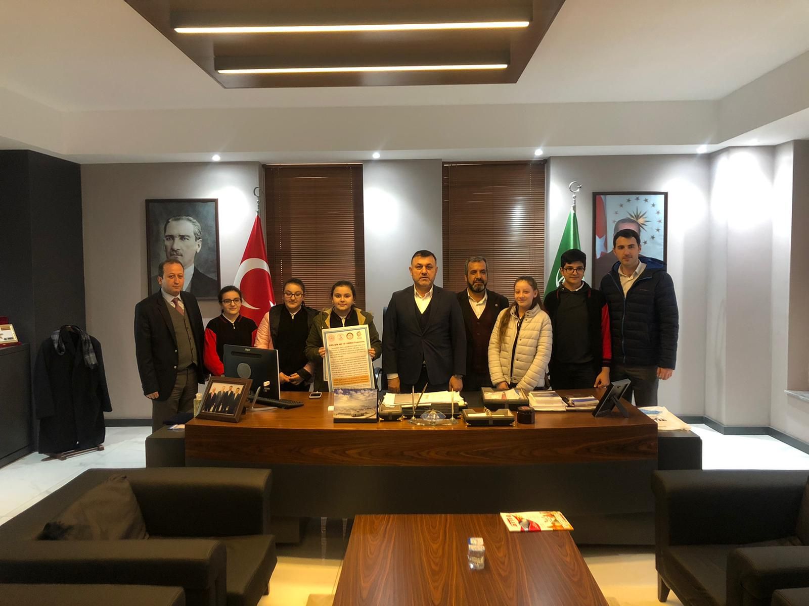 Erdemliler Derneği Belediye Başkanımız Muhsin Yavuz'u Ziyaret Etti