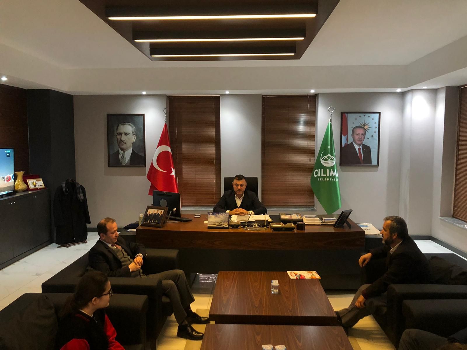 Erdemliler Derneği Belediye Başkanımız Muhsin Yavuz'u Ziyaret Etti