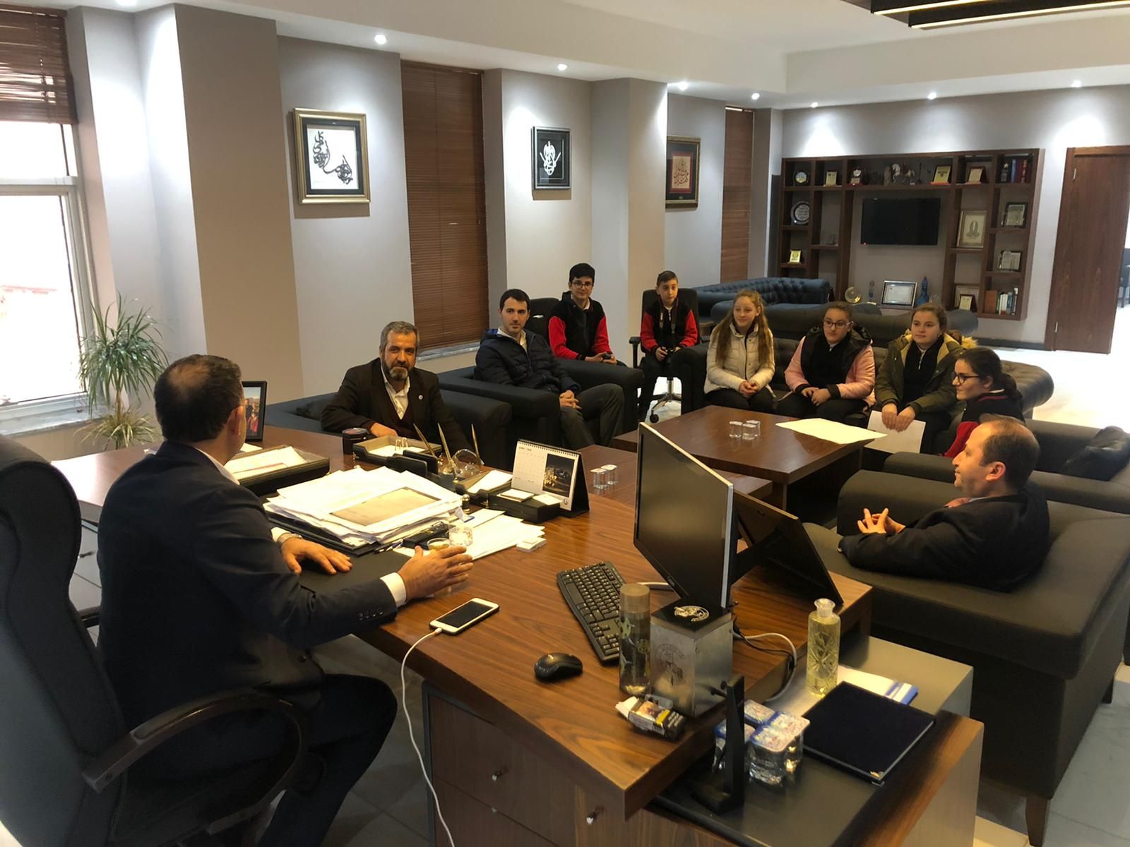 Erdemliler Derneği Belediye Başkanımız Muhsin Yavuz'u Ziyaret Etti
